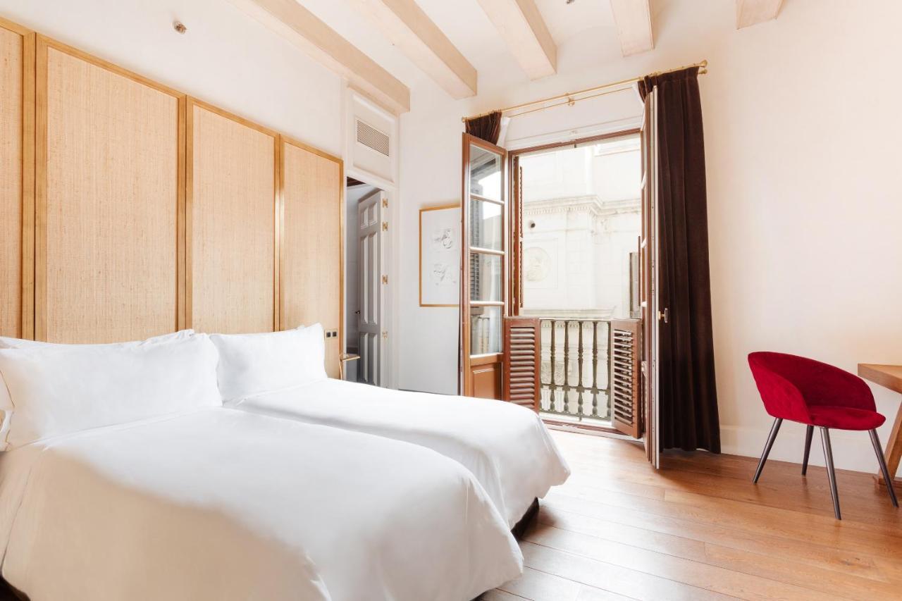 Do Placa Reial Powered By Sonder Barcelona Room photo