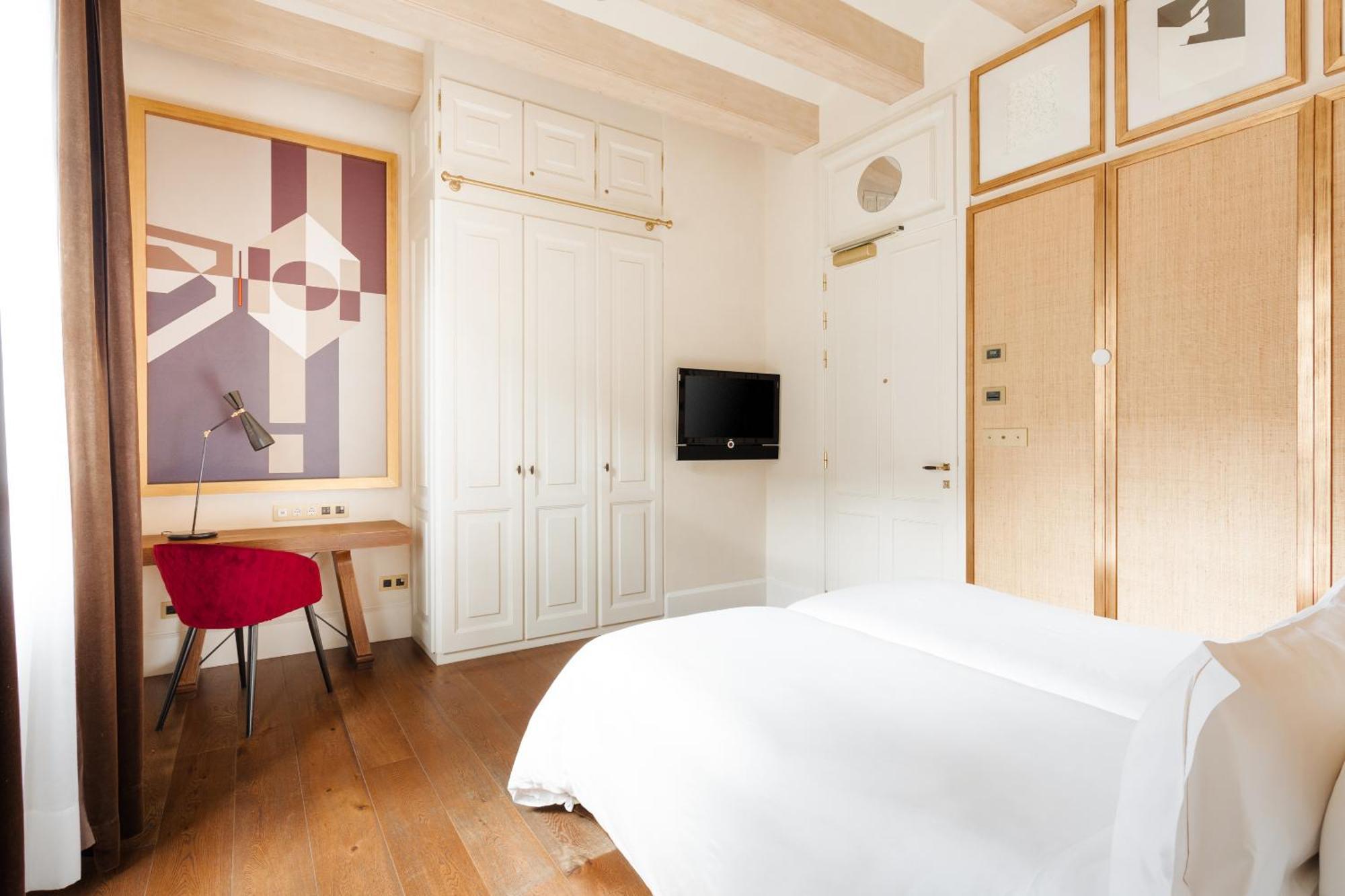 Do Placa Reial Powered By Sonder Barcelona Room photo A room at the hotel
