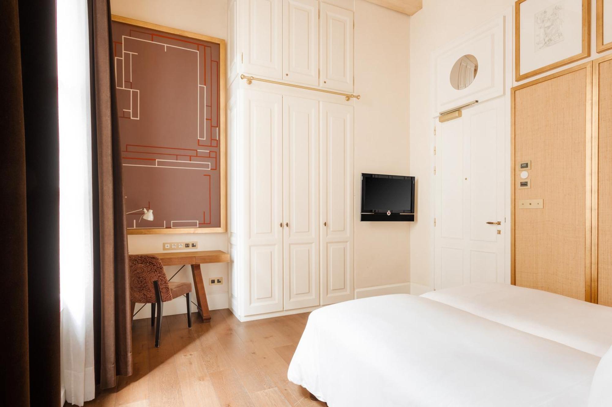 Do Placa Reial Powered By Sonder Barcelona Room photo A room at the hotel